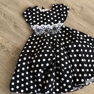 Polka dot girls dress
